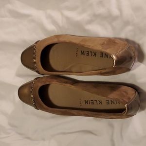 Anne Klein Women's iflex Brown Wedges